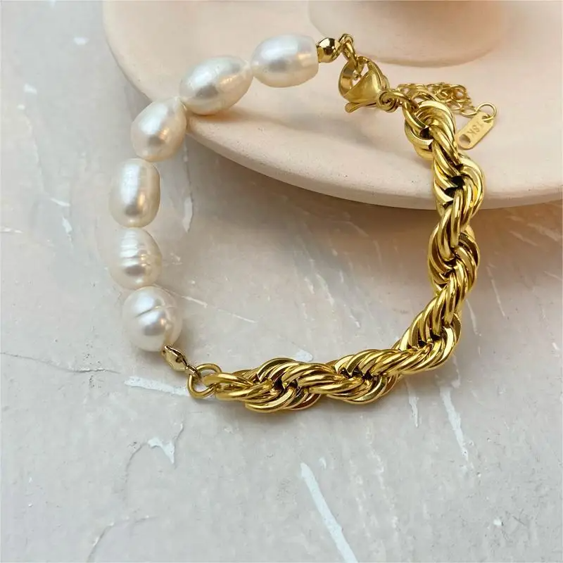 Freshwater Pearl Bracelet with Link Chain – Timeless & Elegant | Twinolo