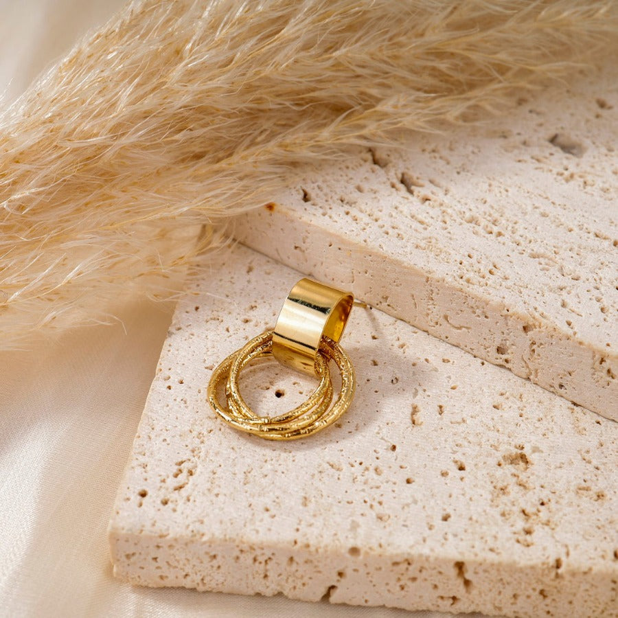 Small Hoops with Simple Design – Perfect for Layering | Twinolo
