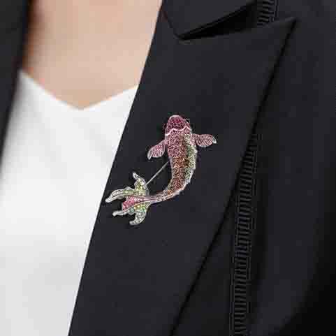 Brooch - Elegant Brooch with Crystals | Twinolo