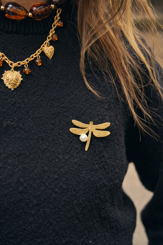 Golden Dragonfly Brooch with Pearl – Stainless Steel – Elegant & Timeless | TWINOLO