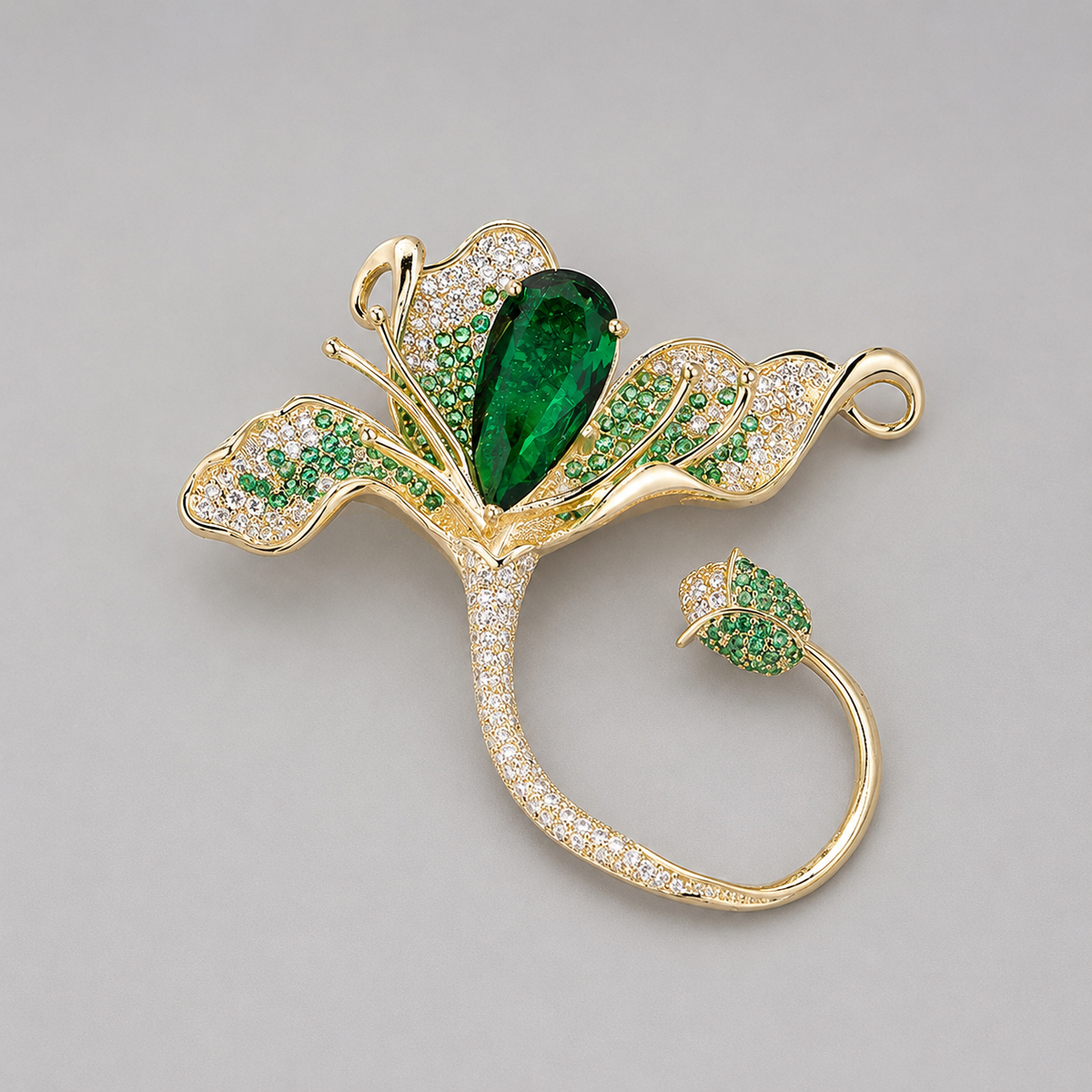 Luxury Flower Brooch with Green Zirconia | Twinolo