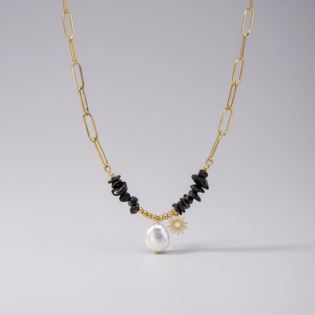 Necklace with Sun Pendant and Pearl – Trendy Gold-Colored Design | Twinolo