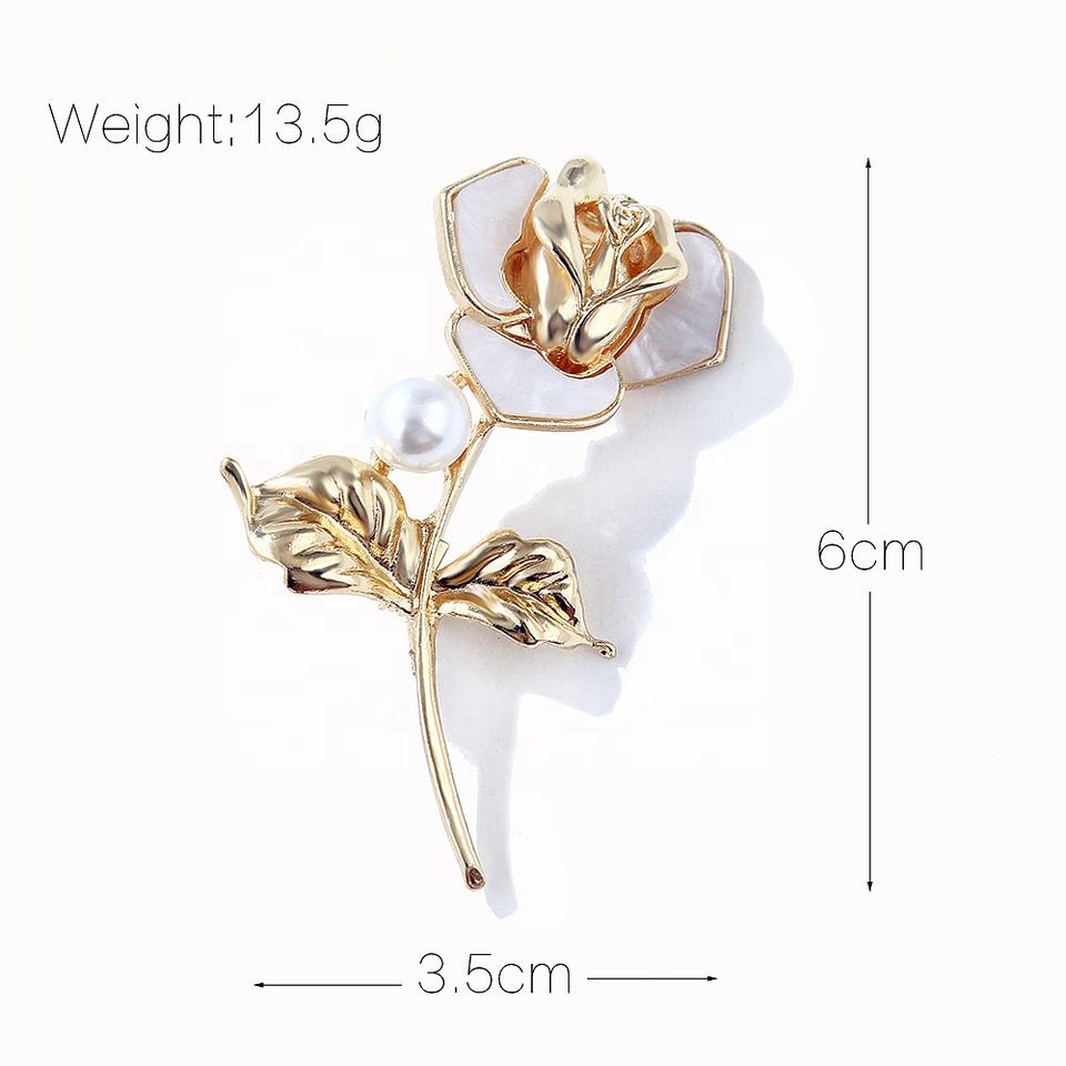 Flower Brooch - Elegant Brooch with Pearl | Twinolo