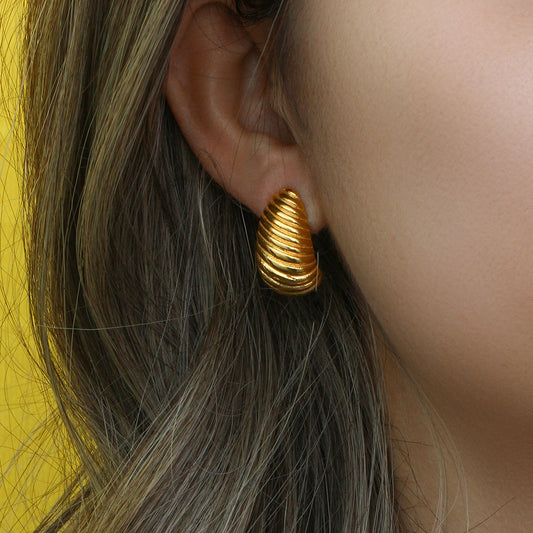 Timeless Teardrop Earrings – Sophisticated Simplicity | Twinolo
