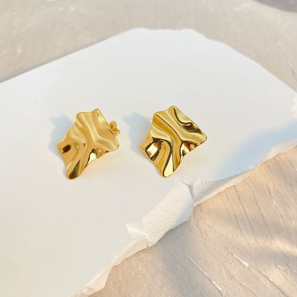 Hammered Stud Earrings – Rustic & Modern | Twinolo