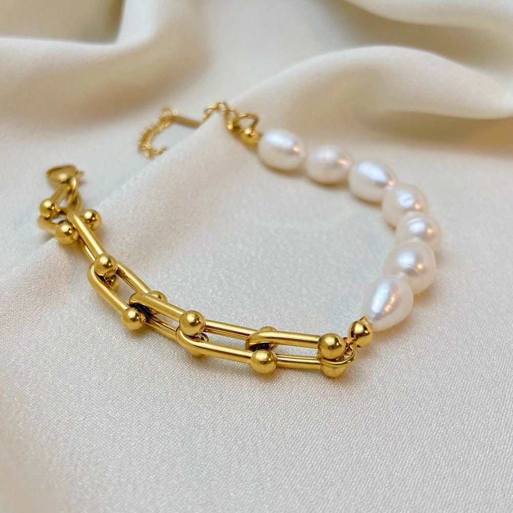 Freshwater Pearl Link Bracelet – Subtle Luxury | Twinolo