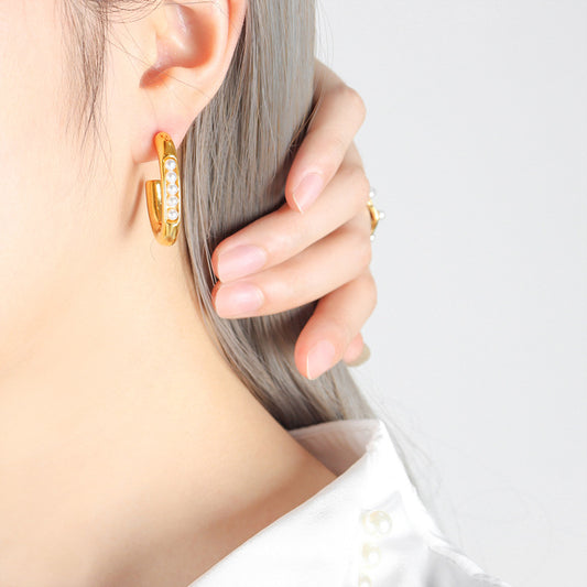 Hoop Earrings with Small Pearl – Subtle Design | Twinolo