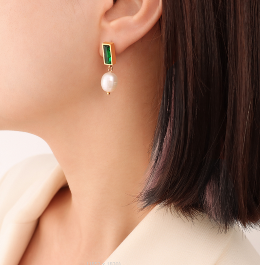 Drop-Shaped Earrings with Pearl – Elegant & Sophisticated | Twinolo
