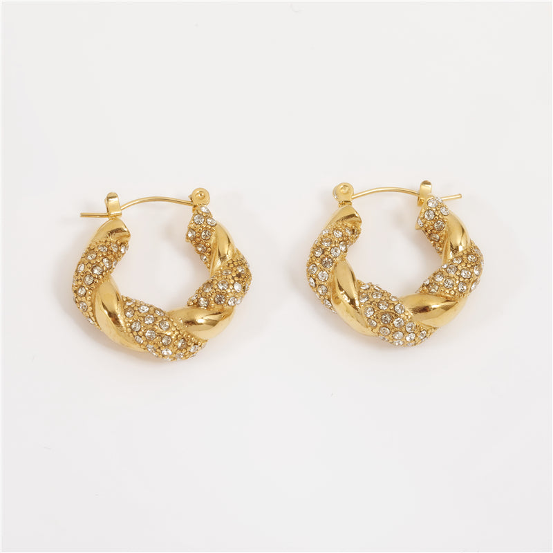 Croissant Earrings with Shiny Green Zirconia – Stylish Contrast | Twinolo