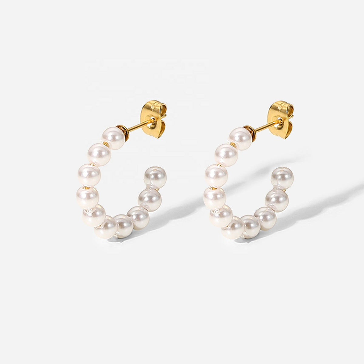 Hoop Earrings with Small Pearl – Classic & Timeless | Twinolo
