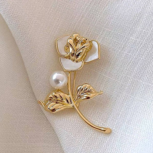 Flower Brooch - Elegant Brooch with Pearl | Twinolo