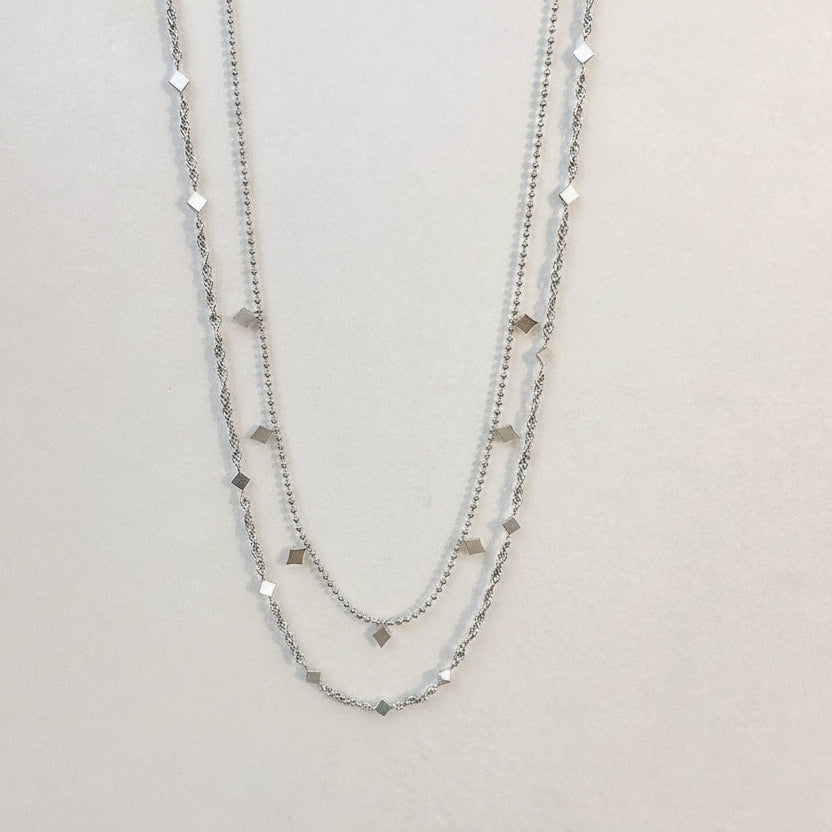 Double Chain – Layered & Elegant Design | Twinolo
