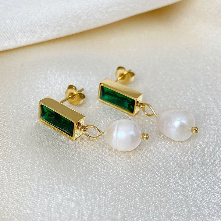 Drop-Shaped Earrings with Pearl – Elegant & Sophisticated | Twinolo