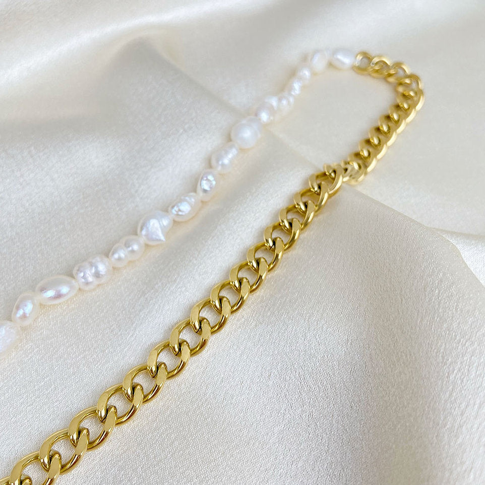 Fine Necklace with Freshwater Pearls – Classic Design | Twinolo