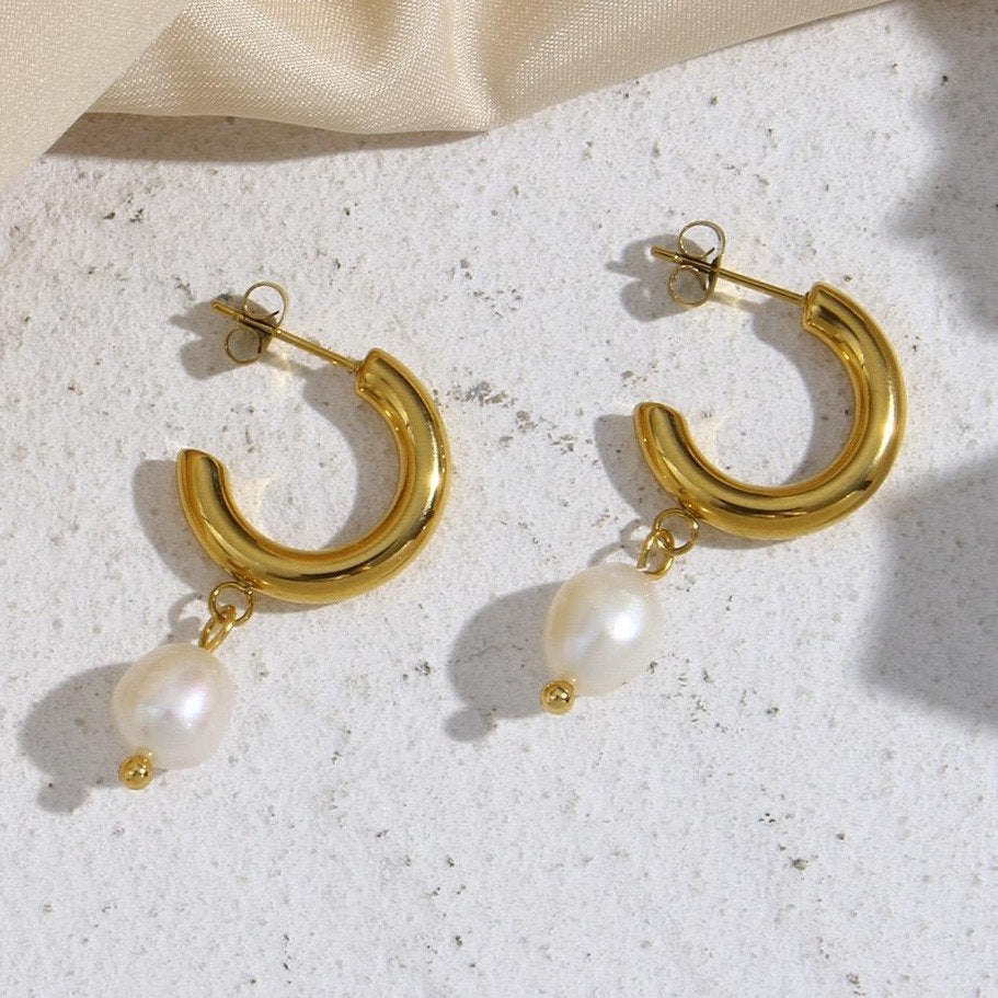 Hoop Earrings with Pearl – Subtle Elegance | Twinolo