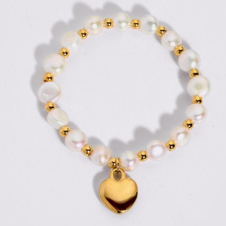 Freshwater Pearl Bracelet with Heart Charm | Twinolo