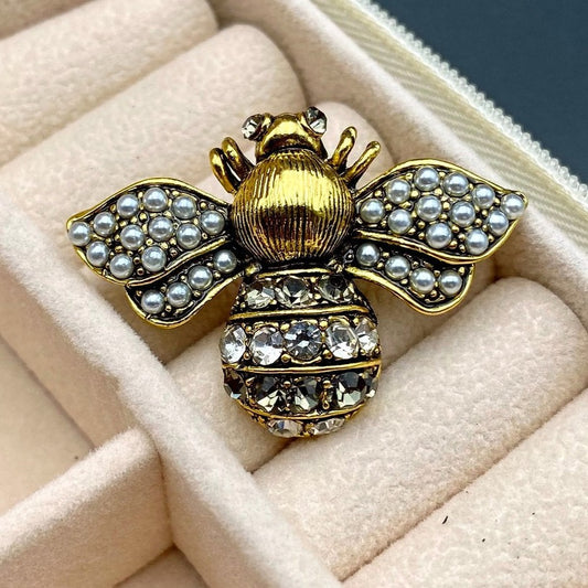 🐝 Bee Brooch - Elegant Brooch with Crystals | Twinolo