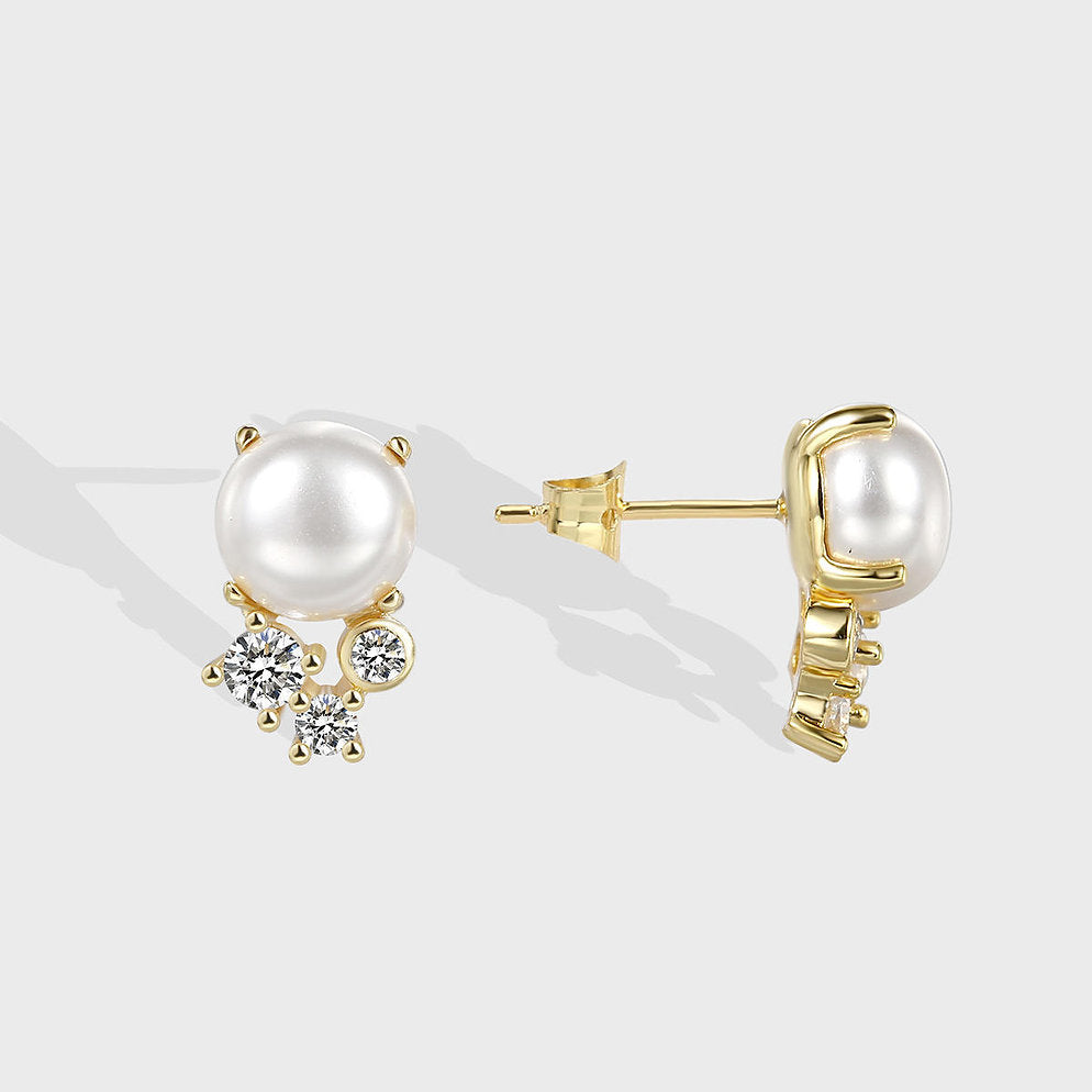 Stud Earrings with Pearl & Zirconia – Classic with Shine | Twinolo