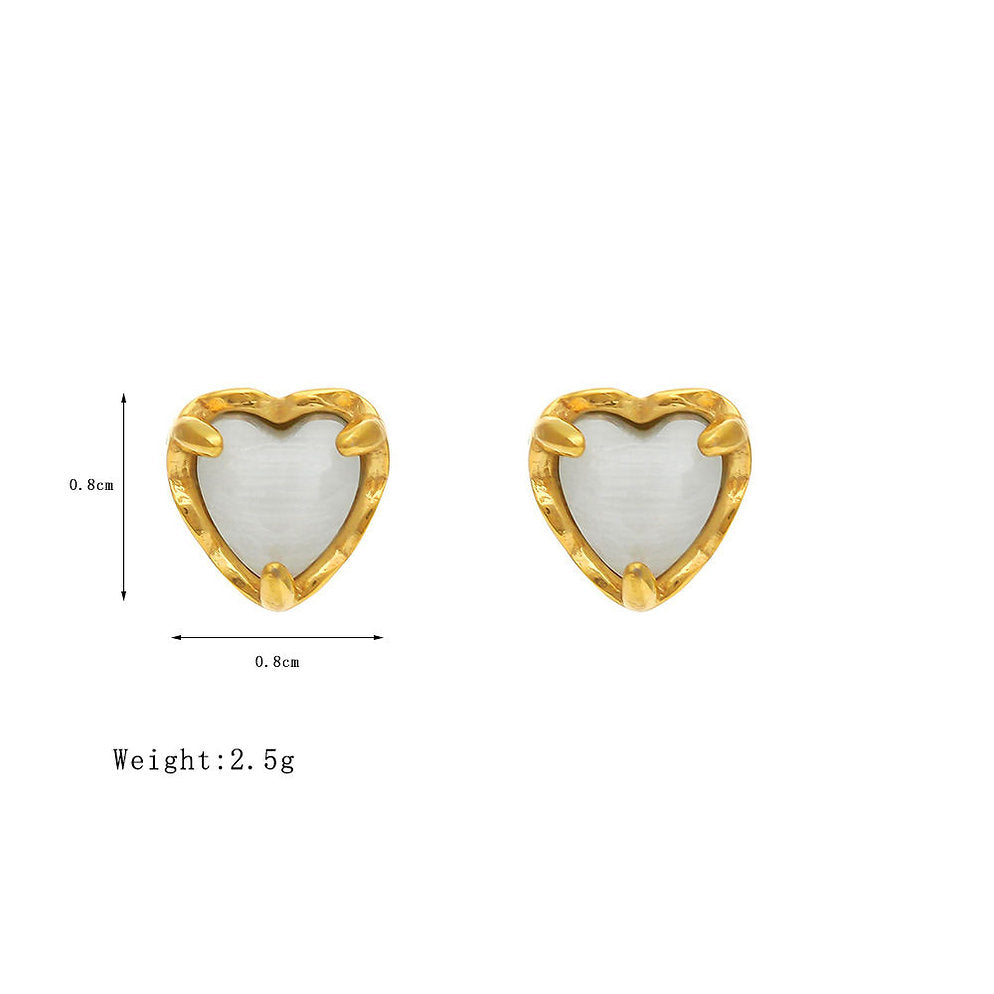Heart-shaped Stud Earrings – Love in Detail | Twinolo