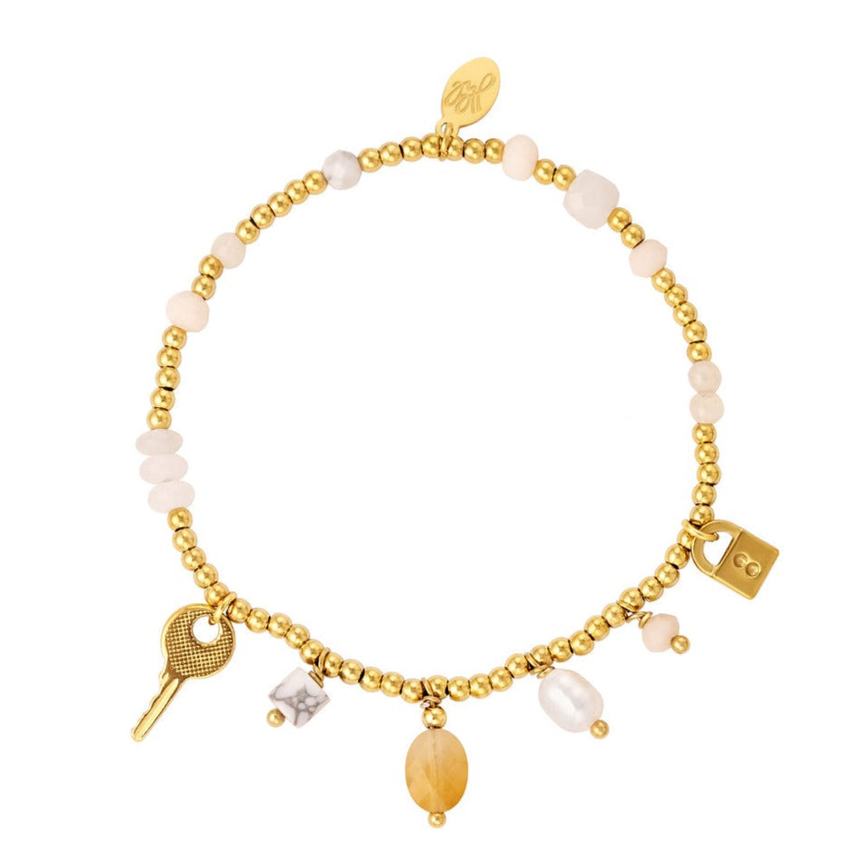 Bracelet with Keyring, Pearls & Stones – Symbolic & Elegant | Twinolo