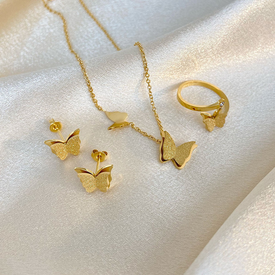 Gold Plated Necklace with Butterfly Pendant – Natural Charm | Twinolo