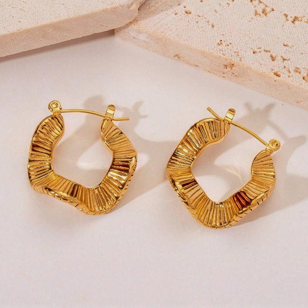 Vintage Style Hoops – Classic Rediscovered | Twinolo