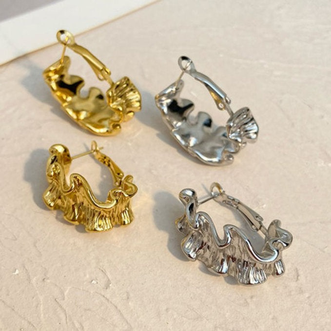 Mini Hoops in Gold – Subtle Shine for Everyday | Twinolo