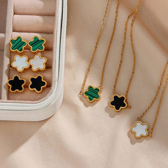 Clover Necklace – Stylish & Timeless | Twinolo