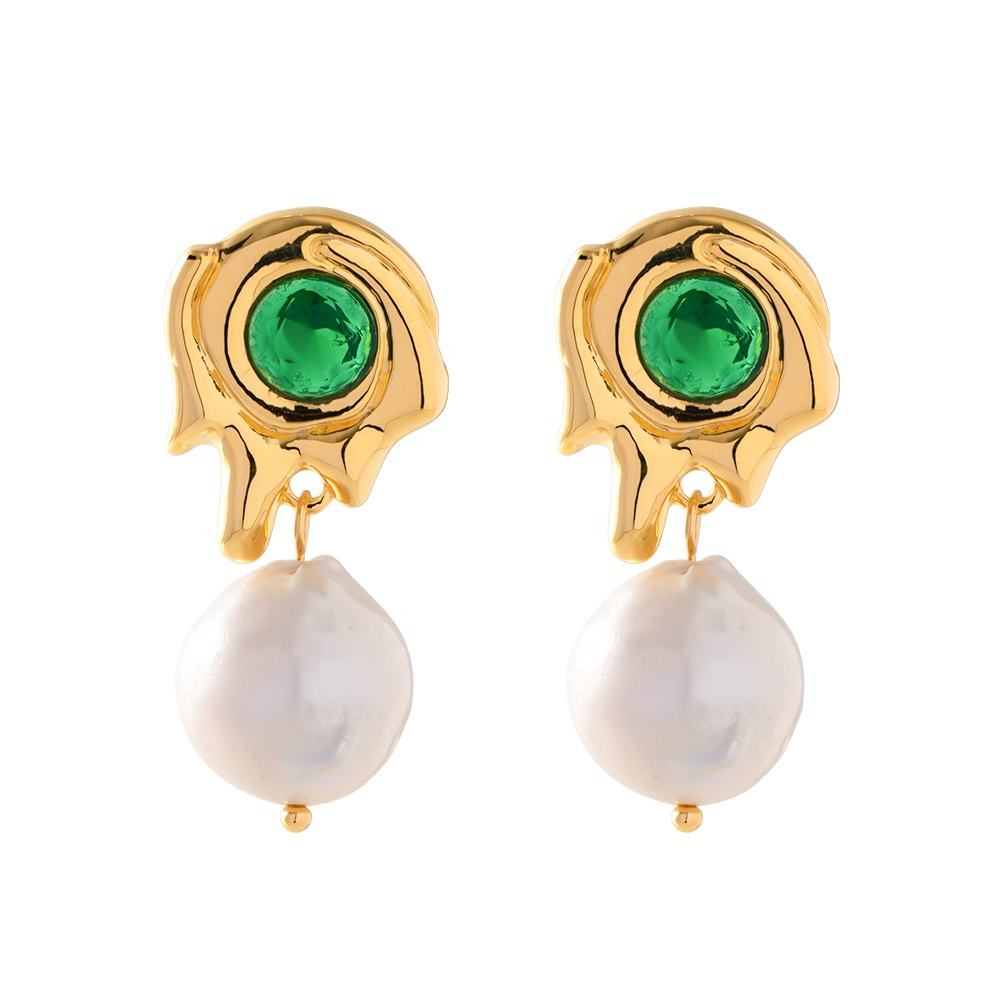 Earrings with Green Stone and Pearl – Classic & Colorful | Twinolo