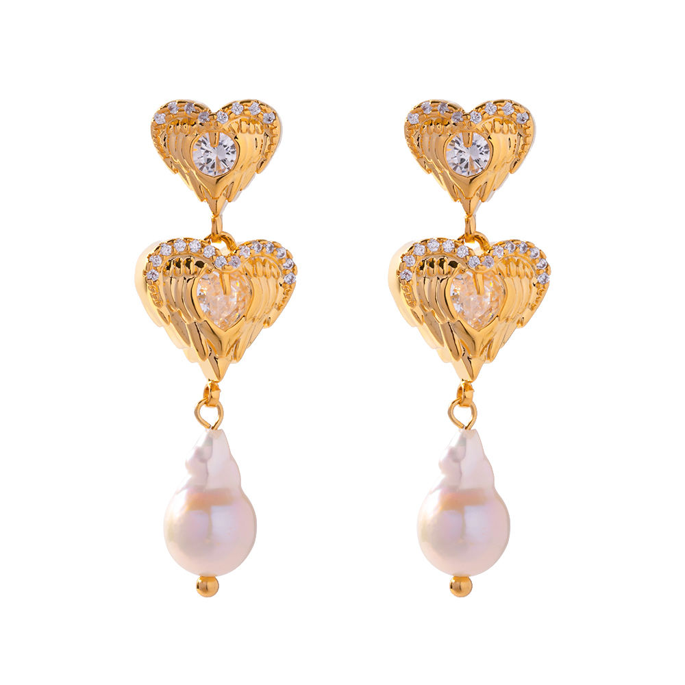Pearl Earrings with Heart Shaped Design – Loving Detail | Twinolo