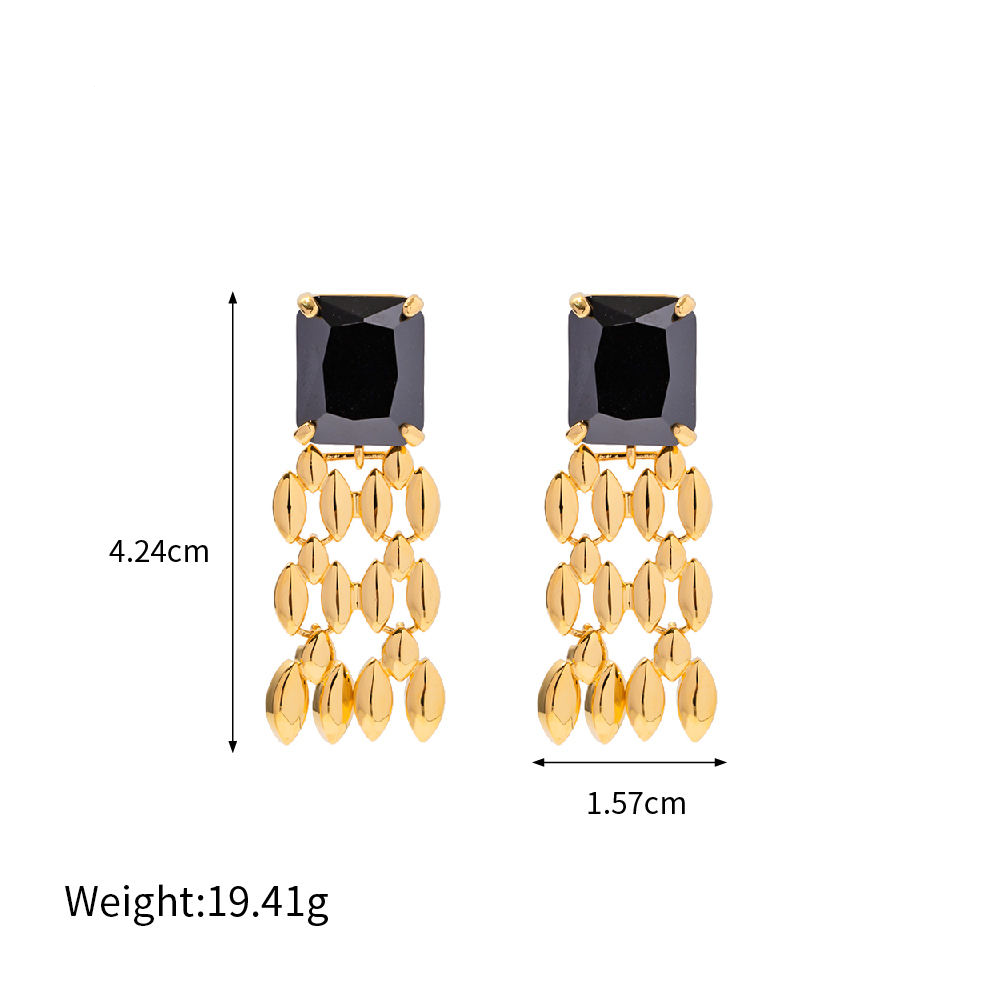 Link Earrings with Black Stone – Cool & Elegant | Twinolo