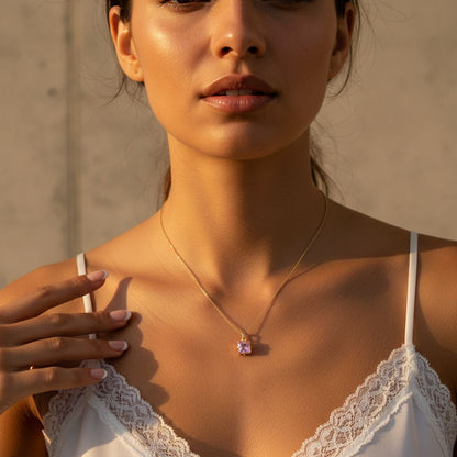 Necklace with Zirconia Pendant – Sparkling and Elegant | Twinolo