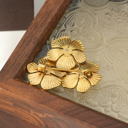 Golden Flowers Brooch – Elegant Design with 3 Flowers - Stainless Steel | Twinolo
