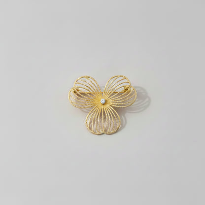 Golden Flower Brooch with Crystal – Stainless Steel – Elegant Design | Twinolo