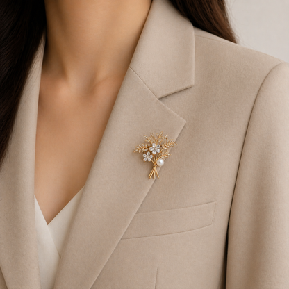 💐 Gold Flower Bouquet Brooch with Pearl and Crystals | Twinolo