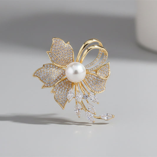 🌼 Golden Flower Brooch with Pearl and Crystals | Twinolo