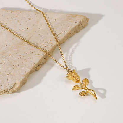 Necklace with Rose Pendant – Romantic & Elegant | Twinolo