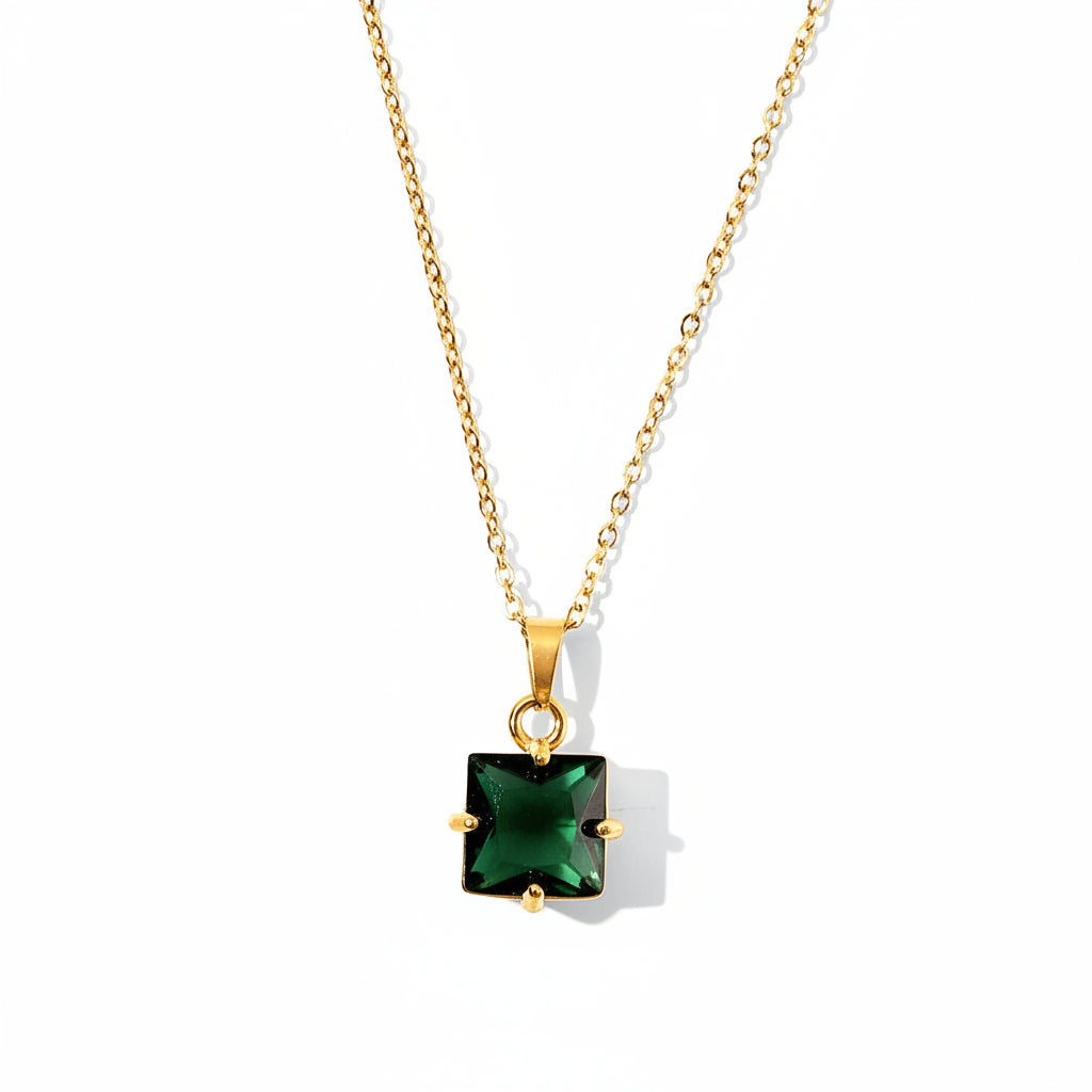Necklace with Zirconia Pendant – Sparkling and Elegant | Twinolo