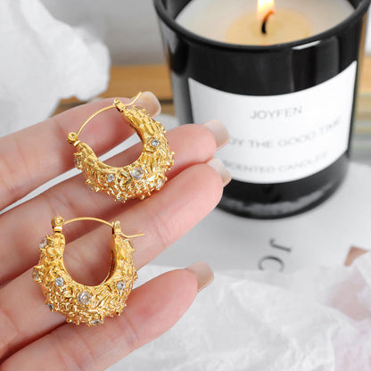 Hoops with Zirconia Details – Stylish and Elegant | Twinolo