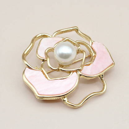 Flower Brooch - Elegant Brooch with Pearl | Twinolo