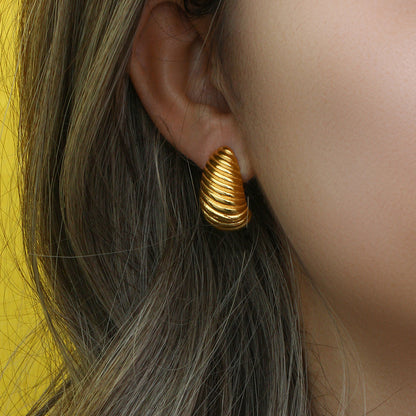 Timeless Teardrop Earrings – Sophisticated Simplicity | Twinolo