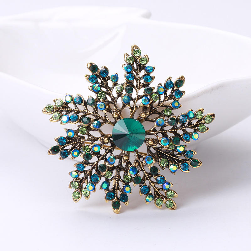 Brooch Flower M2703