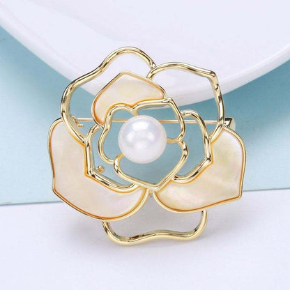 Flower Brooch - Elegant Brooch with Pearl | Twinolo
