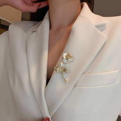 Flower Brooch - Elegant Brooch with Pearl | Twinolo 