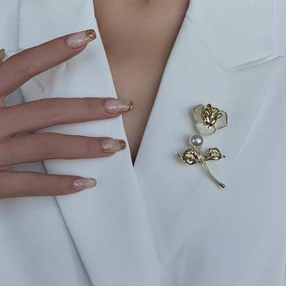 Flower Brooch - Elegant Brooch with Pearl | Twinolo 