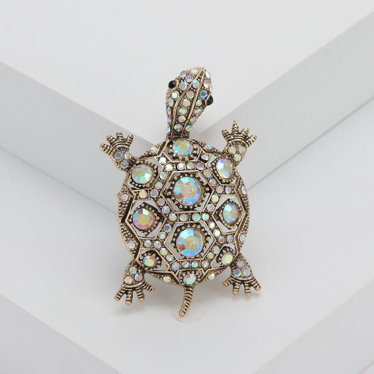 🐢 Turtle Brooch with Crystals – Elegant Brooch | Twinolo