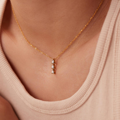 Necklace with Drop-Shaped Zirconia – Sparkling Detail | Twinolo