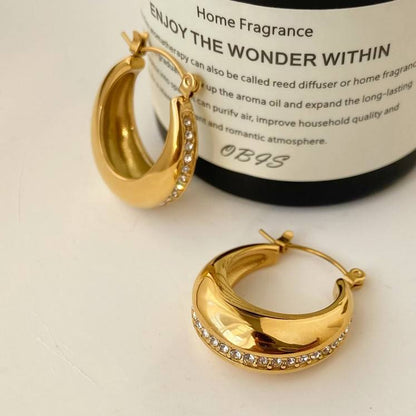 Elegant Hoop Earrings with Zirconia Stones | Twinolo