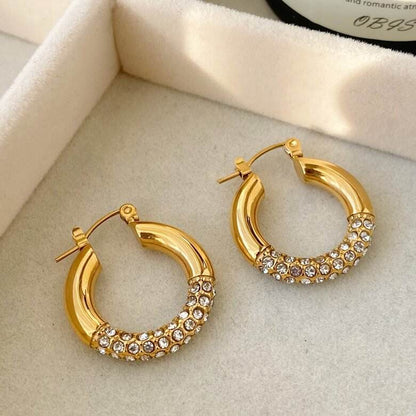 Hoop Earrings with Zirconia – Timeless Shine | Twinolo