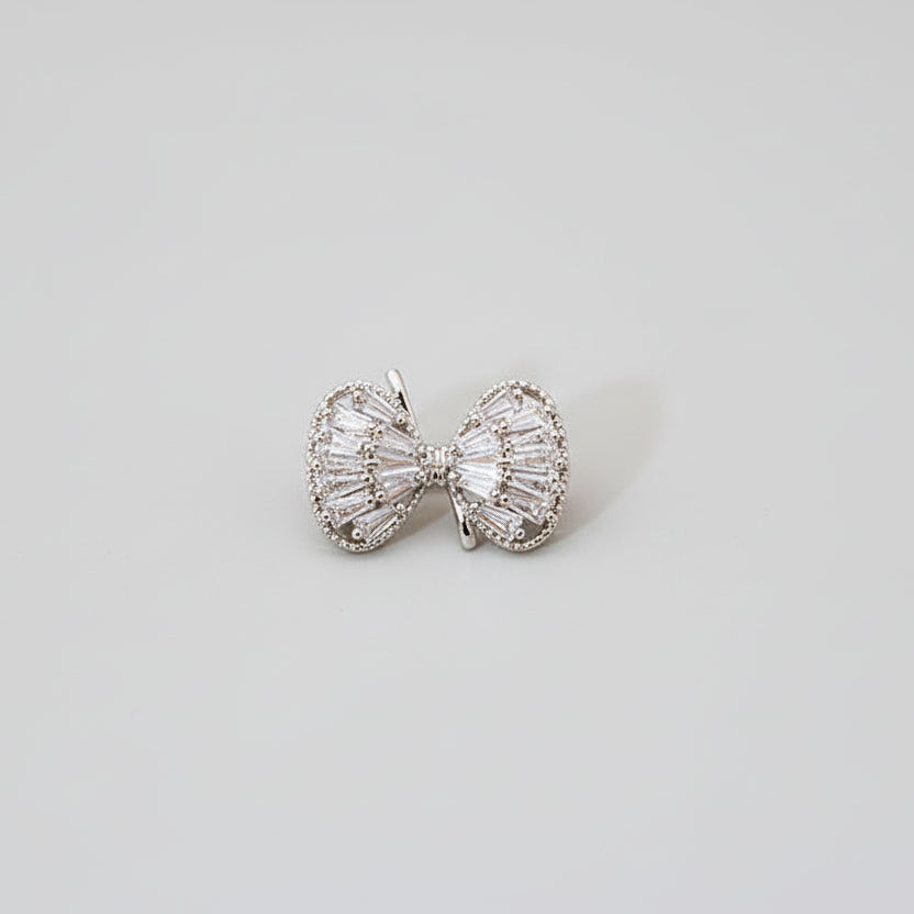Bow Brooch with Dangling Crystals – Luxury Brooch | Twinolo
